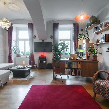 Victoria Design Stays - Apartment Rehorova Прага Экстерьер фото